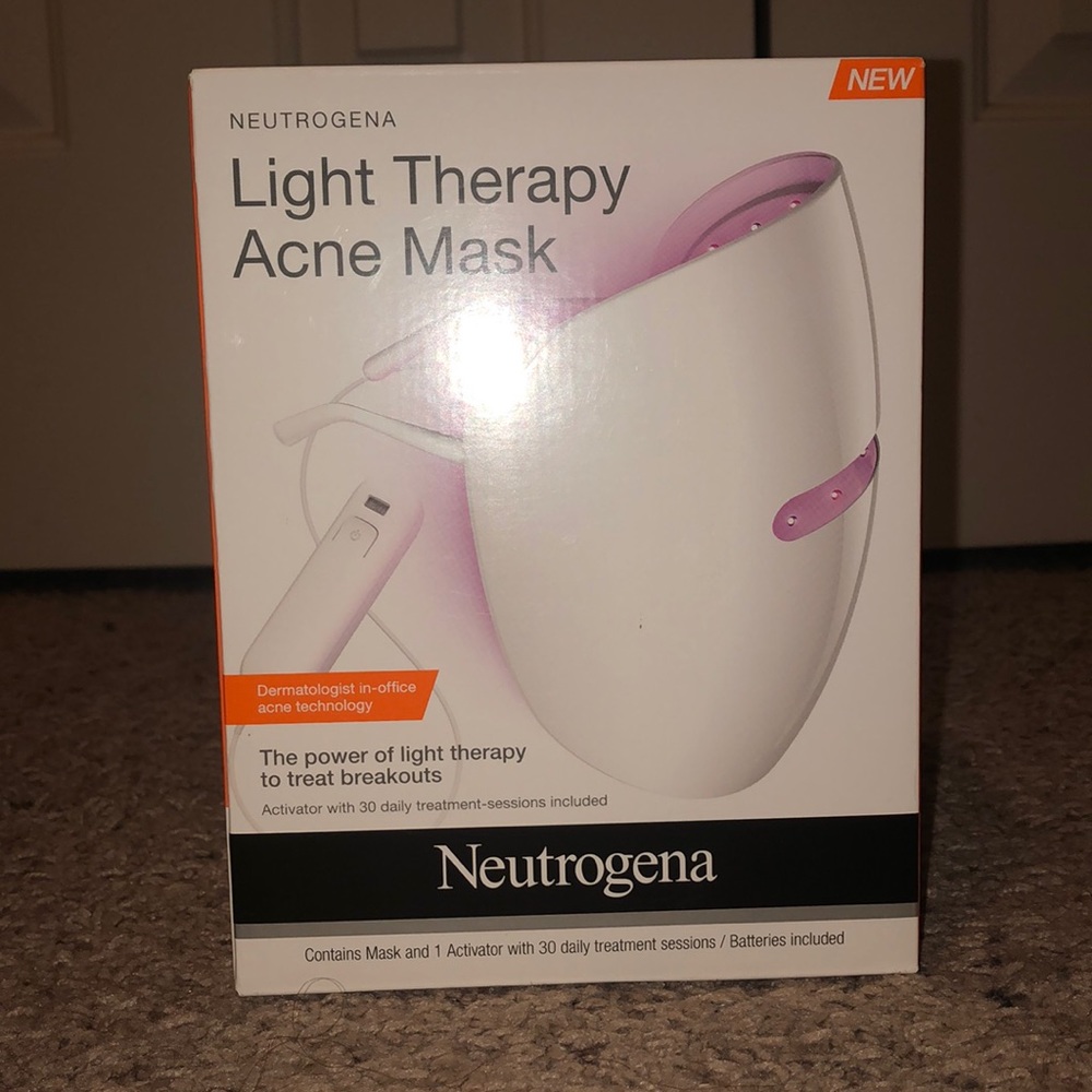 Light therapy acne mask